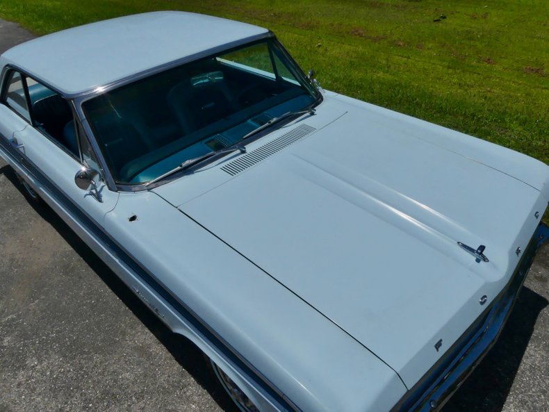 Ford-Falcon-1964-Blue-Light-Blue-Dark-4