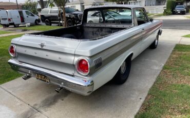 Ford-Falcon-1964-WhiteSilver-Black-3
