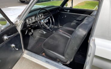 Ford-Falcon-1964-WhiteSilver-Black-5