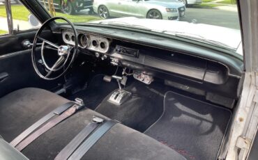 Ford-Falcon-1964-WhiteSilver-Black-9