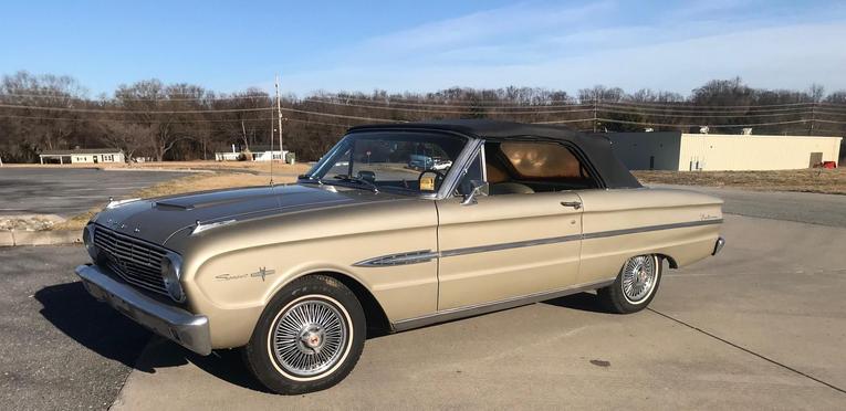 Ford-Falcon-sprint-1963-Champagne-Champagne-3