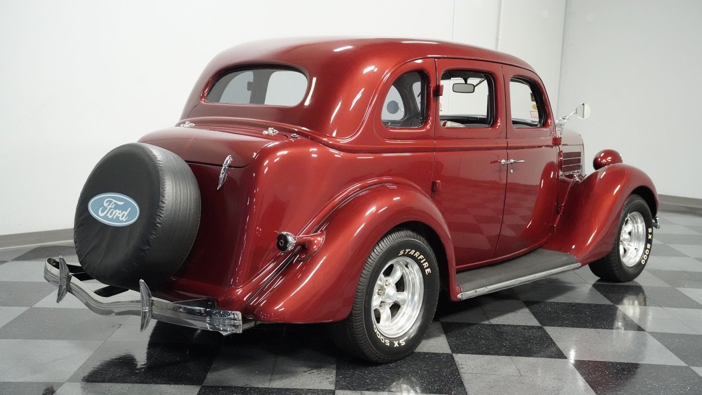 Ford-Fordor-1935-Sedan-11