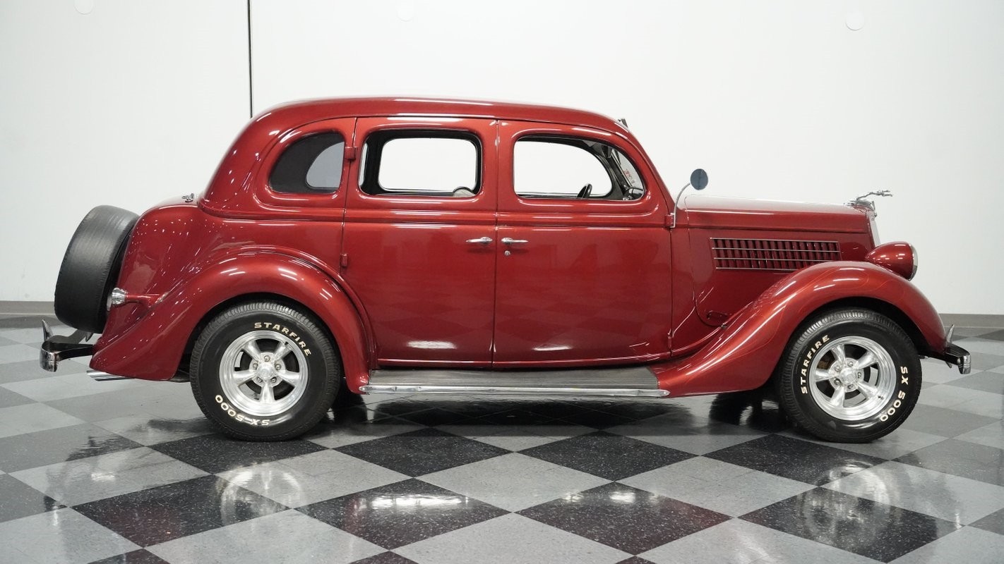 Ford-Fordor-1935-Sedan-12
