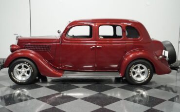Ford-Fordor-1935-Sedan-2