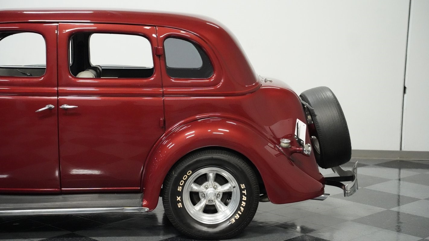 Ford-Fordor-1935-Sedan-22