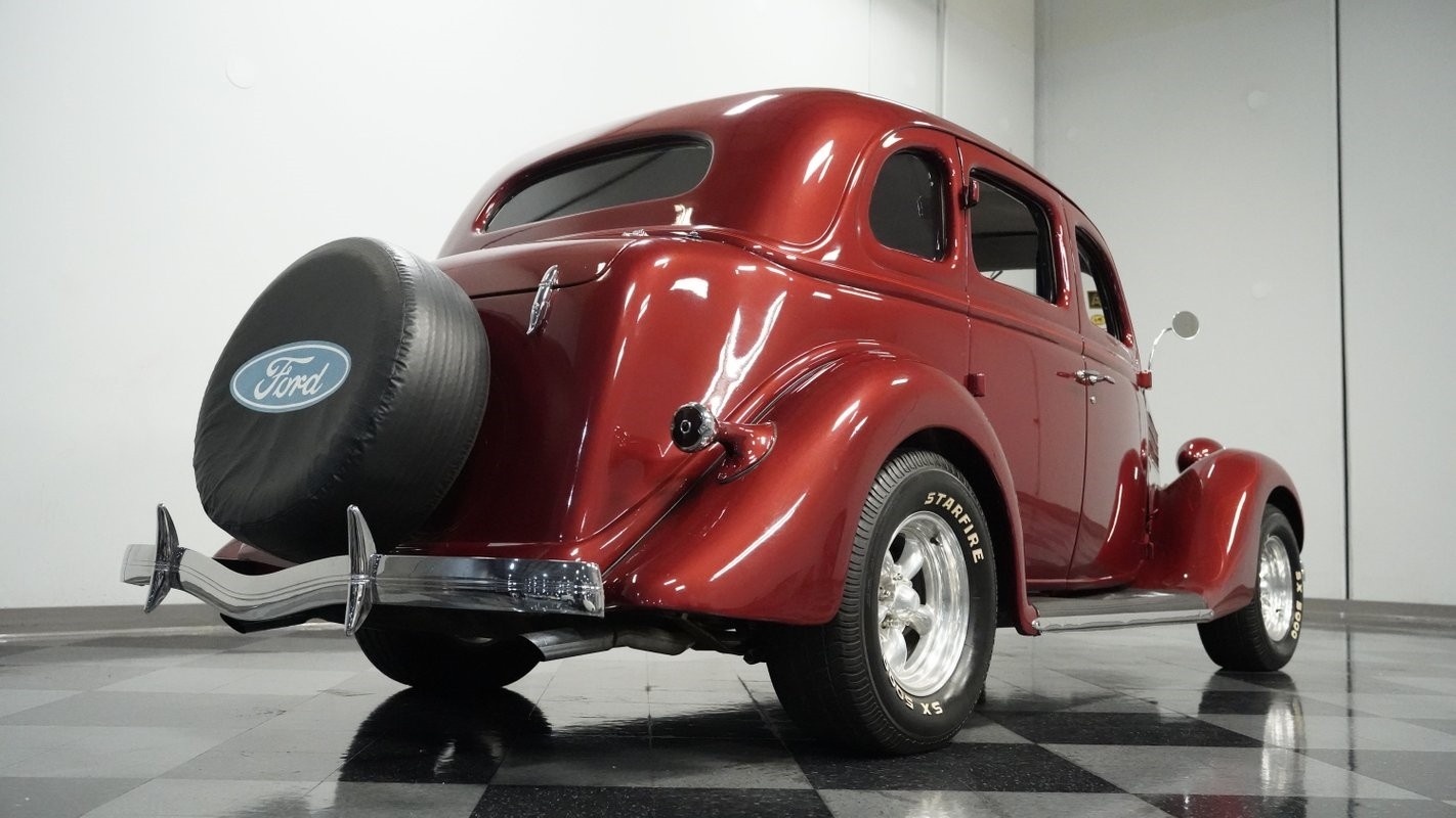 Ford-Fordor-1935-Sedan-24