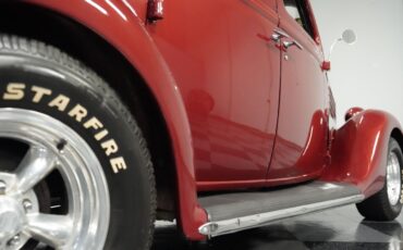 Ford-Fordor-1935-Sedan-25