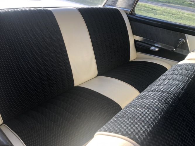 Ford-Galaxie-1961-White-Black-5