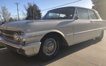 Ford-Galaxie-1961-White-Black-8
