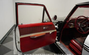 Ford-Galaxie-1962-Raven-Black-Red-35