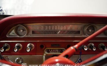Ford-Galaxie-1962-Raven-Black-Red-39