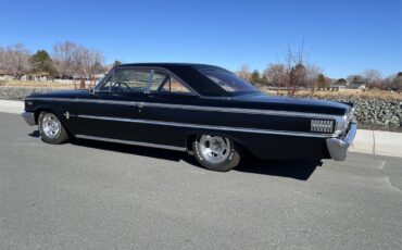 Ford-Galaxie-1963-Black-Red-2
