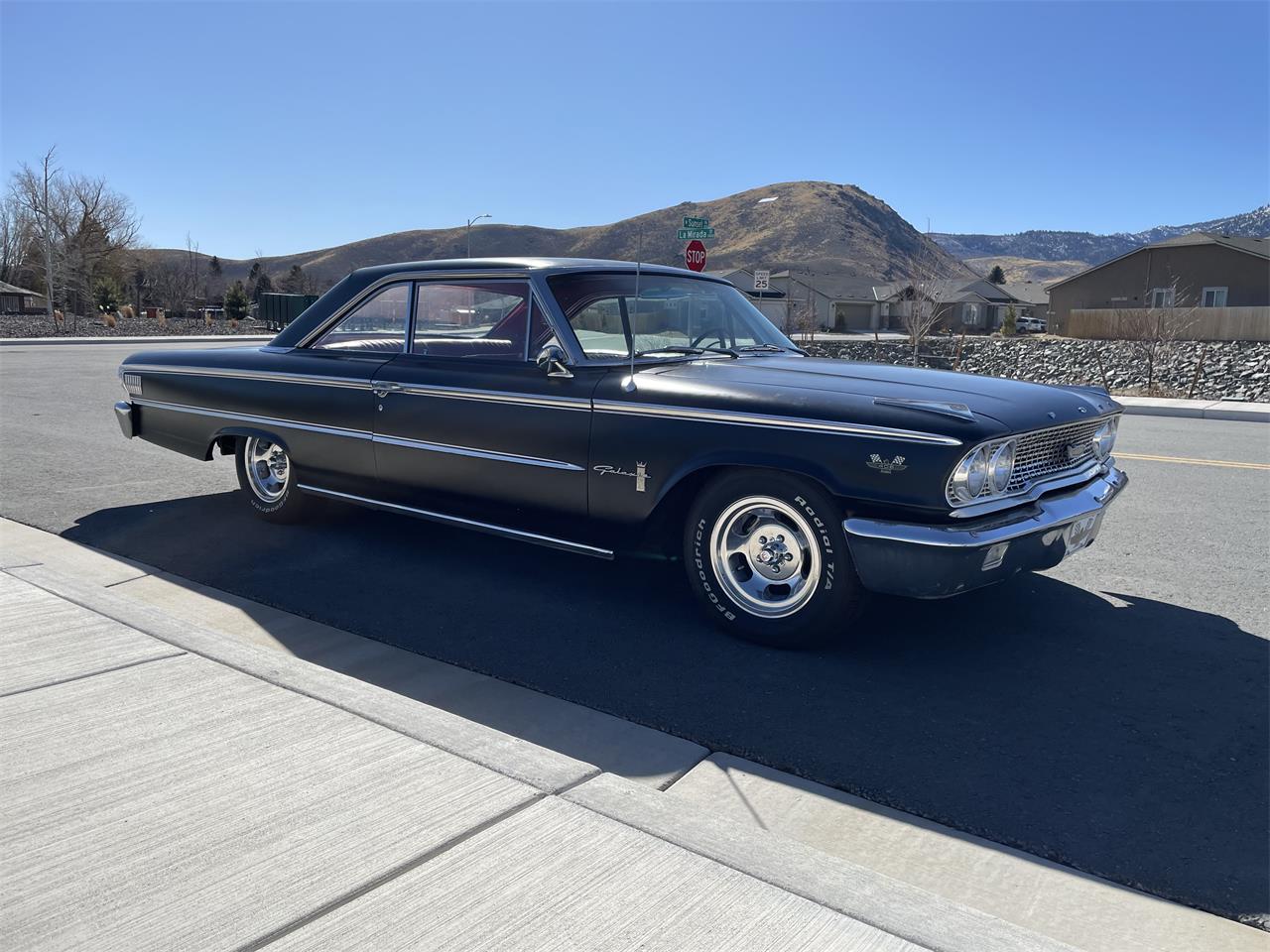 Ford-Galaxie-1963-Black-Red-21