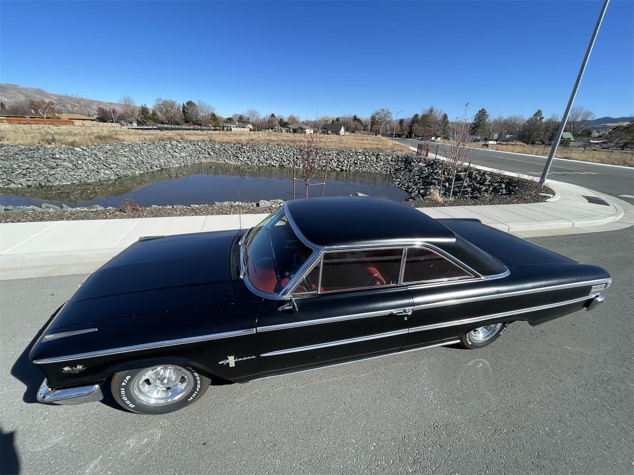 Ford-Galaxie-1963-Black-Red-25