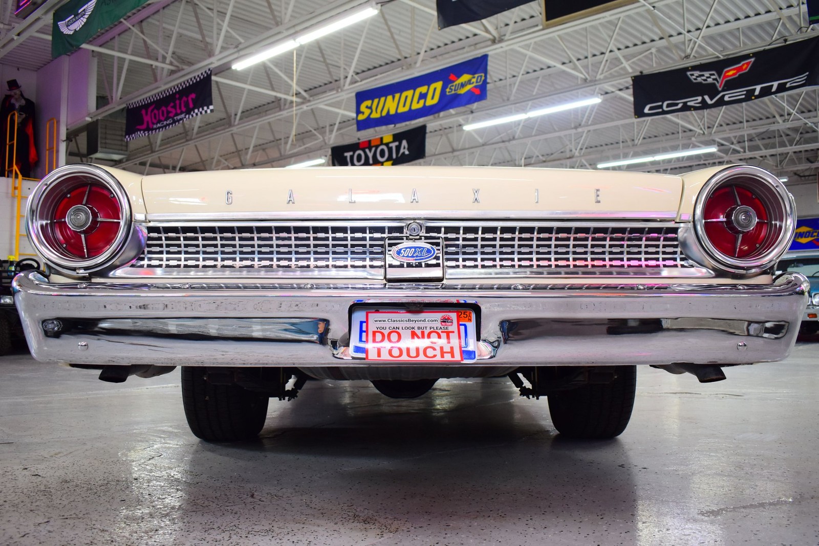 Ford-Galaxie-1963-Convertible-15