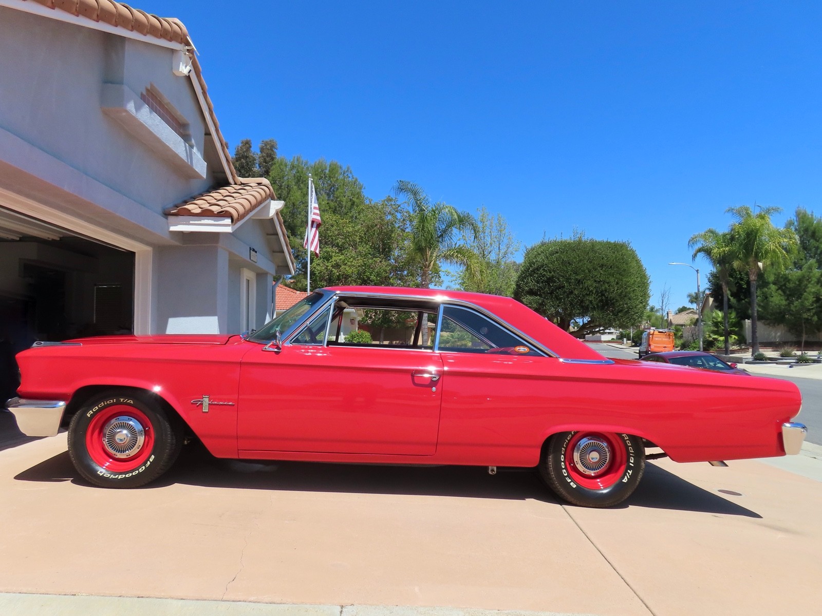 Ford-Galaxie-1963-Fastback-2
