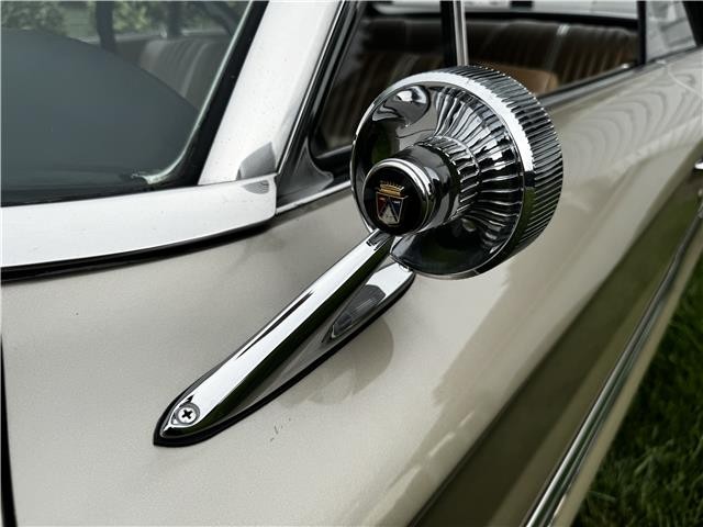 Ford-Galaxie-1964-30