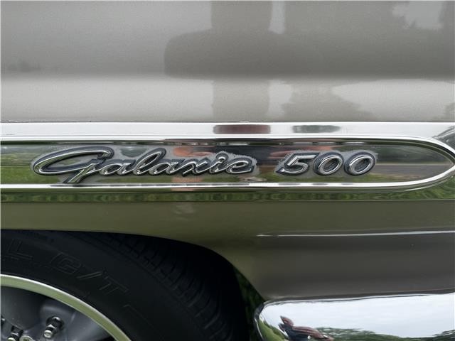 Ford-Galaxie-1964-35