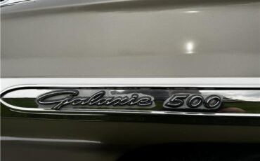Ford-Galaxie-1964-36