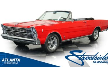 Ford-Galaxie-1966-Candy-Apple-Red-Black-11