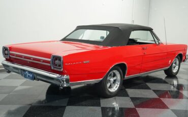 Ford-Galaxie-1966-Candy-Apple-Red-Black-9