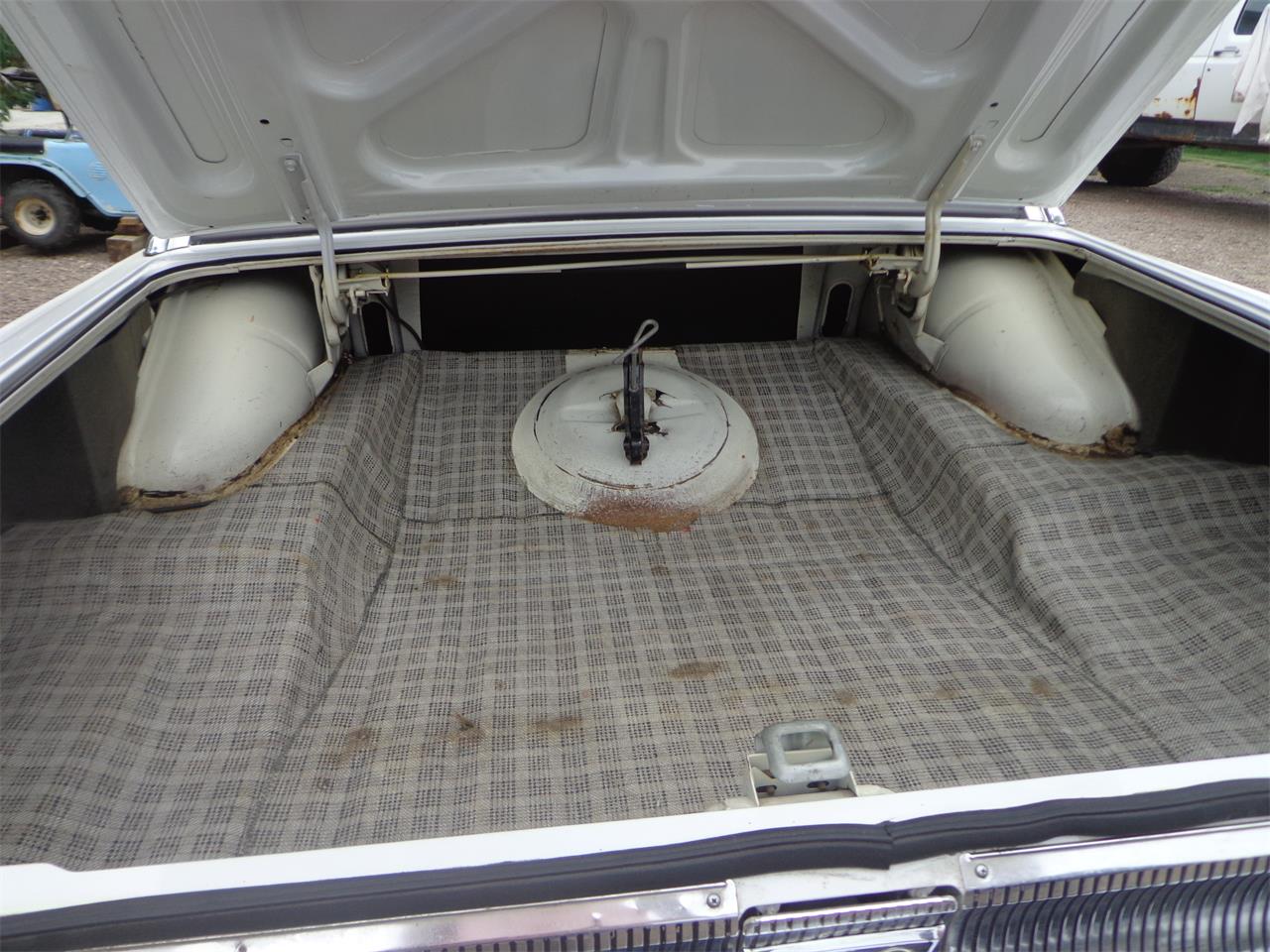 Ford-Galaxie-500-1962-White-Red-6