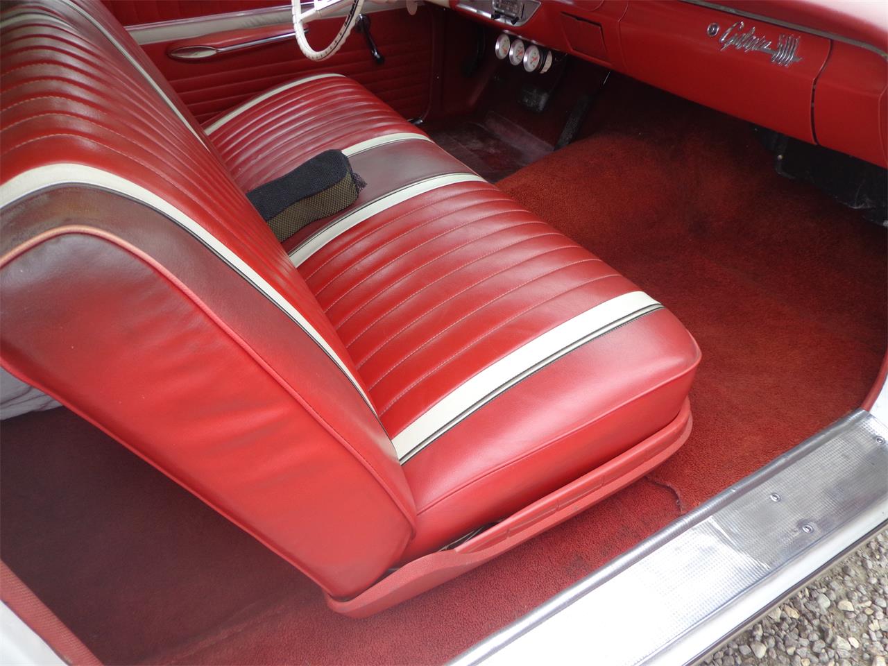 Ford-Galaxie-500-1962-White-Red-9