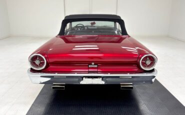 Ford-Galaxie-500-1963-Candy-Red-Black-9