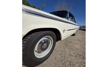 Ford-Galaxie-500-1963-Whimbelton-White-Black-12