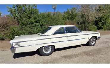 Ford-Galaxie-500-1963-Whimbelton-White-Black-17