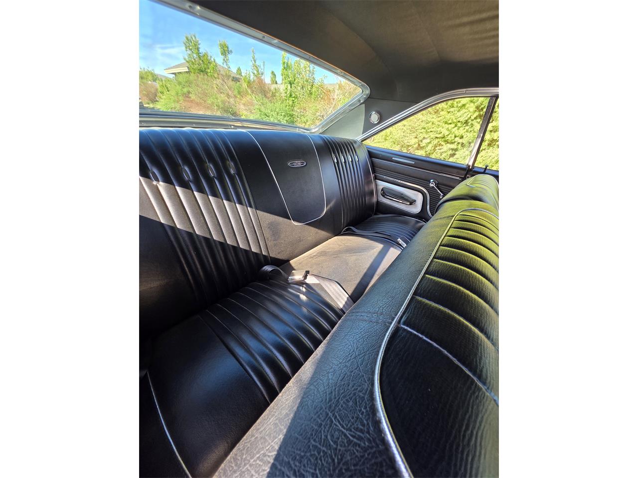 Ford-Galaxie-500-1963-Whimbelton-White-Black-19