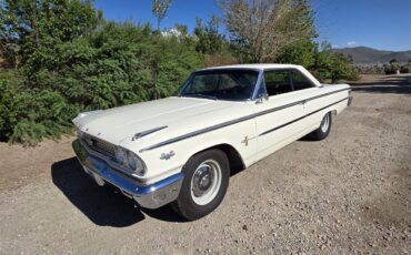 Ford-Galaxie-500-1963-Whimbelton-White-Black-9