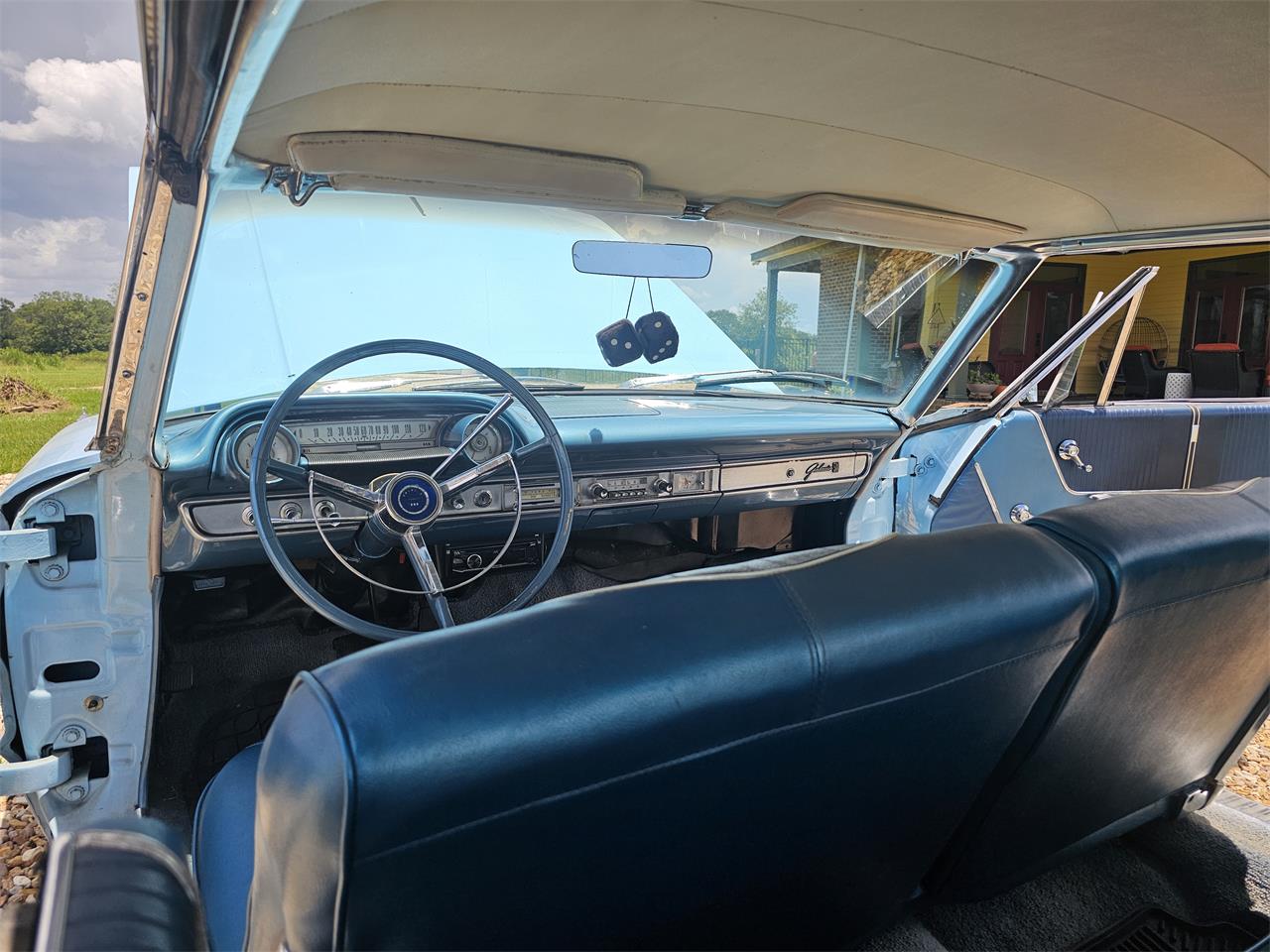 Ford-Galaxie-500-1964-Light-Blue-Two-tone-blue-17