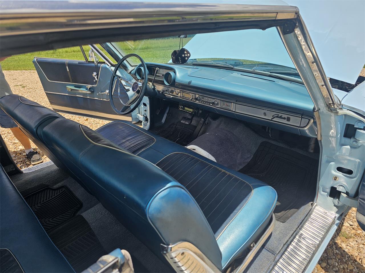 Ford-Galaxie-500-1964-Light-Blue-Two-tone-blue-22