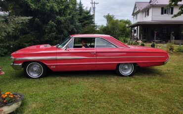 Ford-Galaxie-500-1964-Red-Black-and-Red-2