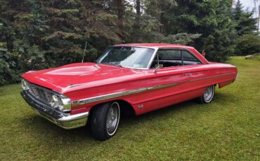 Ford-Galaxie-500-1964-Red-Black-and-Red