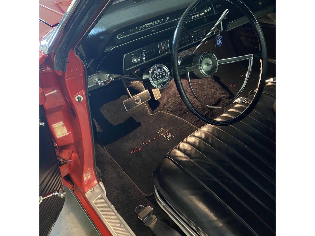 Ford-Galaxie-500-1965-Red-Black-26