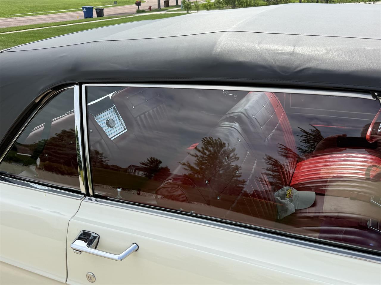 Ford-Galaxie-500-1965-White-Red-77