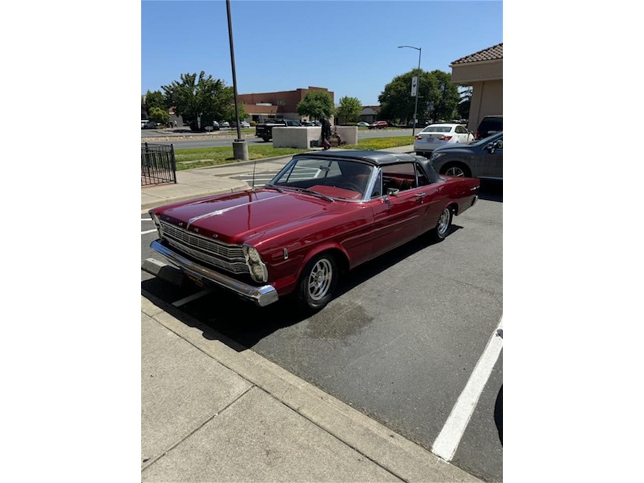 Ford-Galaxie-500-1966-Burgundy-Burgundy-11