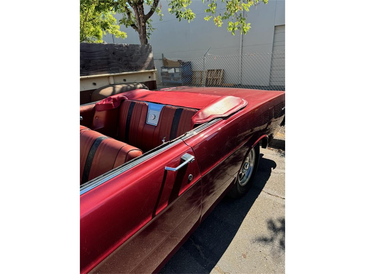 Ford-Galaxie-500-1966-Burgundy-Burgundy-6