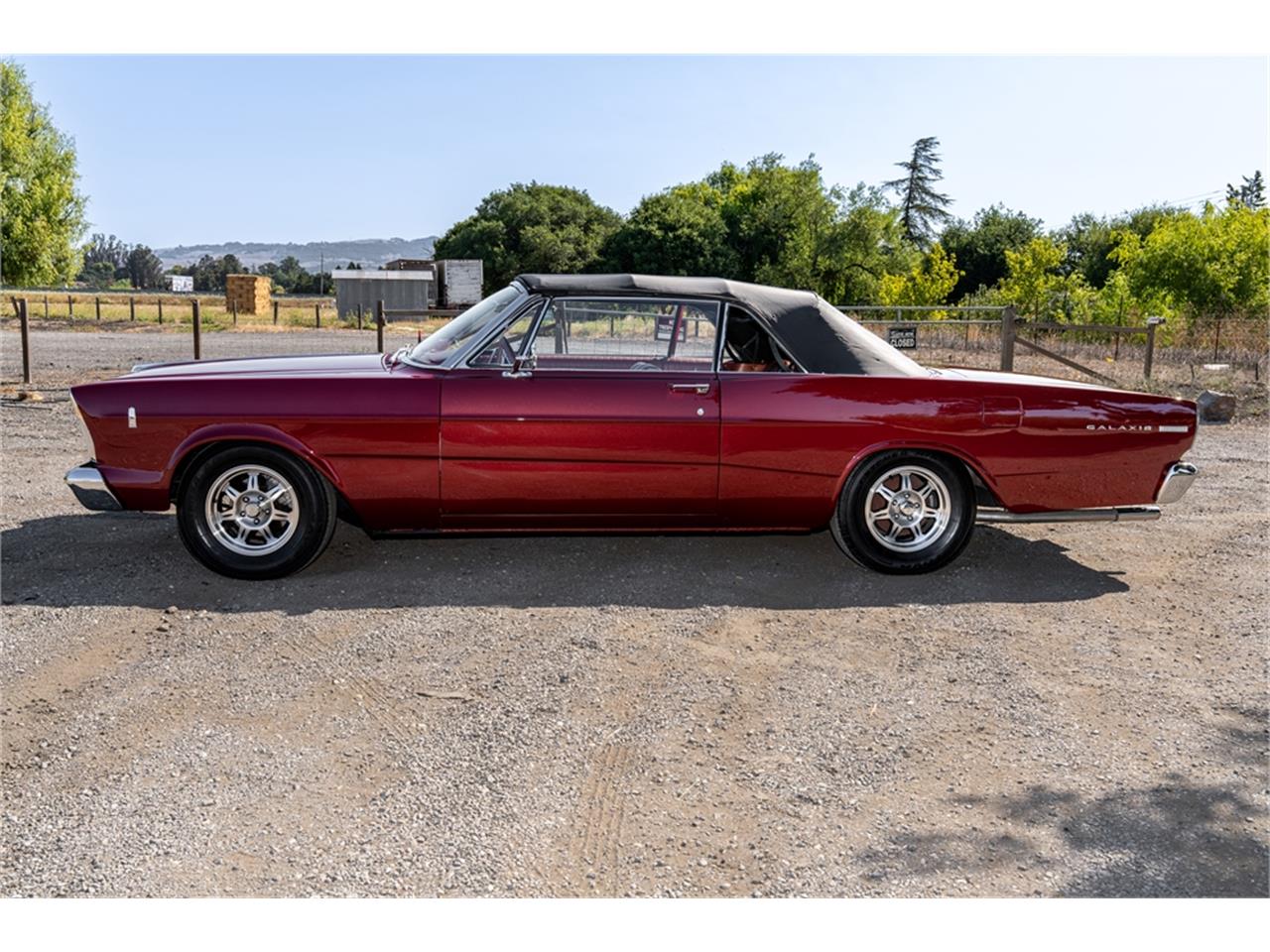 Ford-Galaxie-500-1966-Burgundy-Emberglo-5