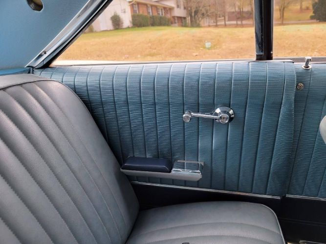 Ford-Galaxie-500-1966-White