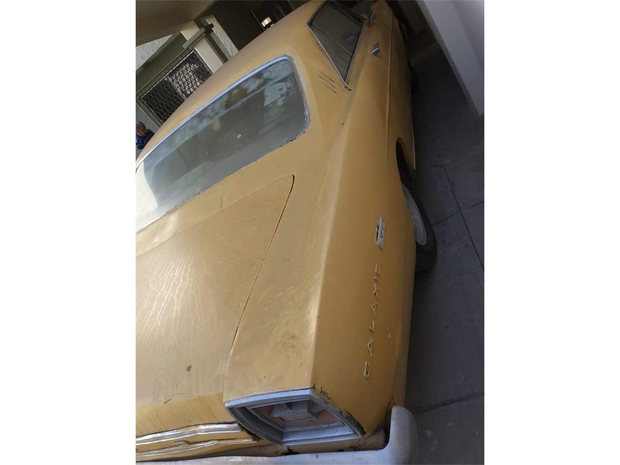 Ford-Galaxie-500-1966-Yellow-White-2