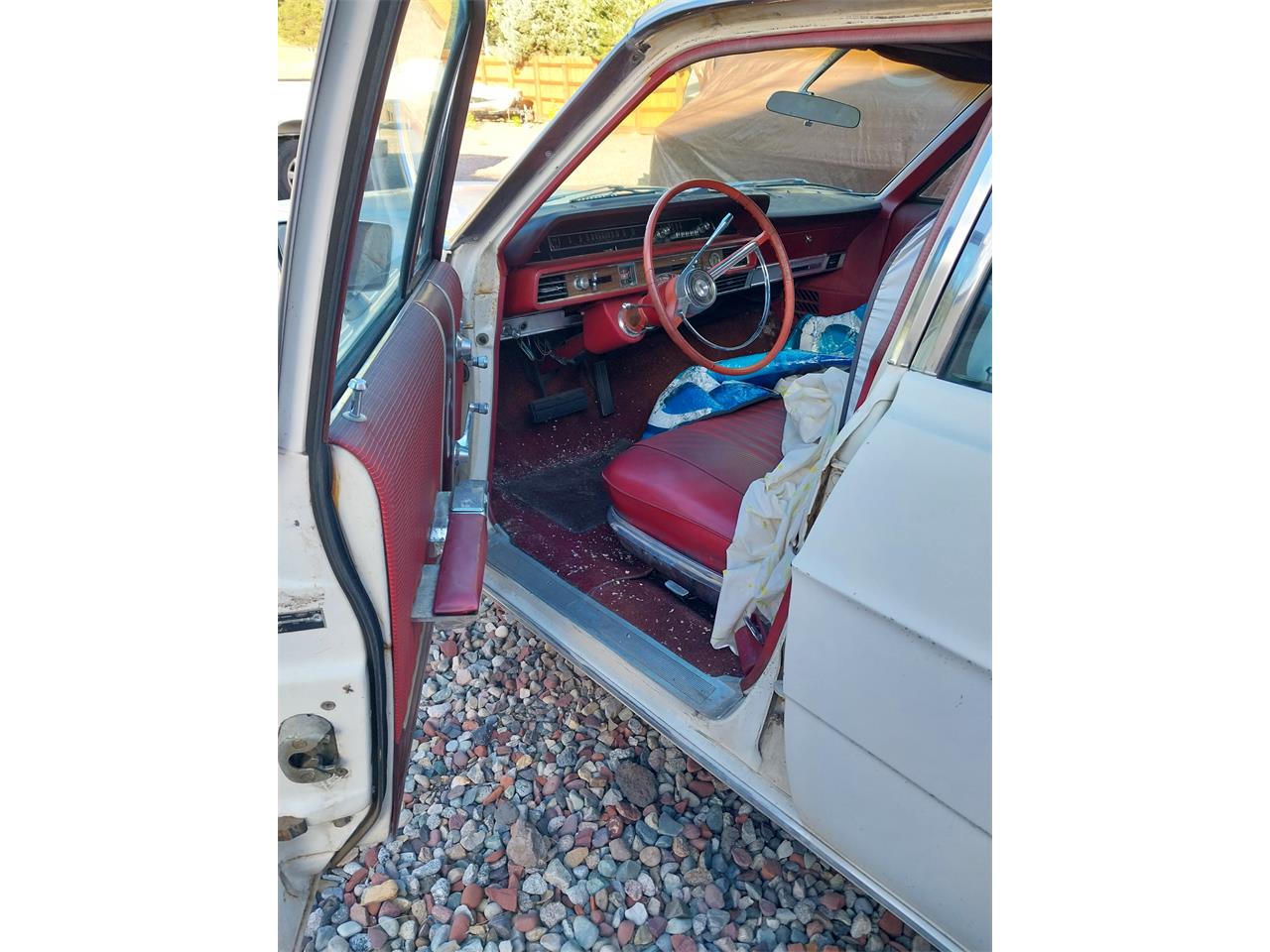 Ford-Galaxie-500-1966-white-red-10
