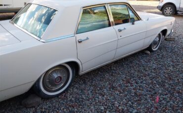 Ford-Galaxie-500-1966-white-red-3