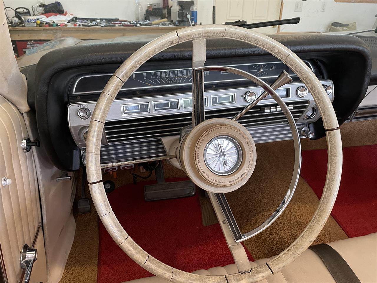 Ford-Galaxie-500-1967-Gold-Cream-7