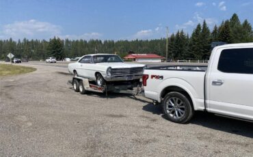 Ford-Galaxie-500-1967-White-Red-1