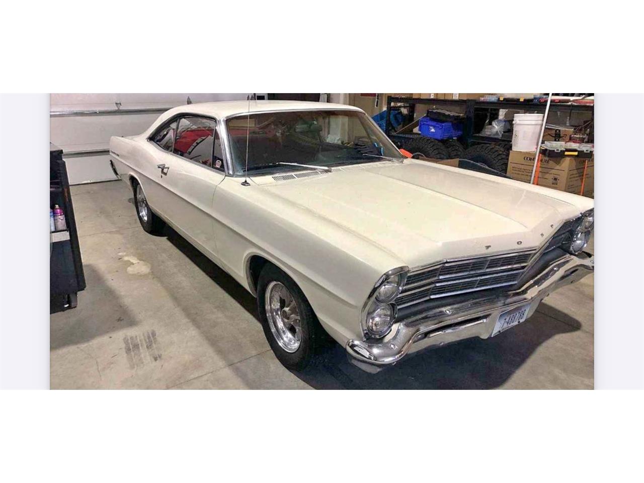 Ford-Galaxie-500-1967-White-Red-2