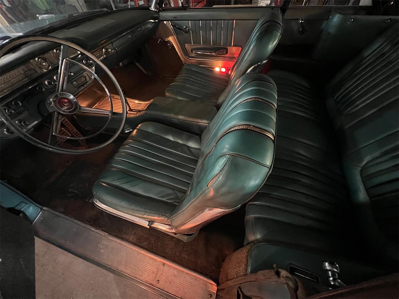 Ford-Galaxie-500-xl-1962-Turquoise-Turquoise-13