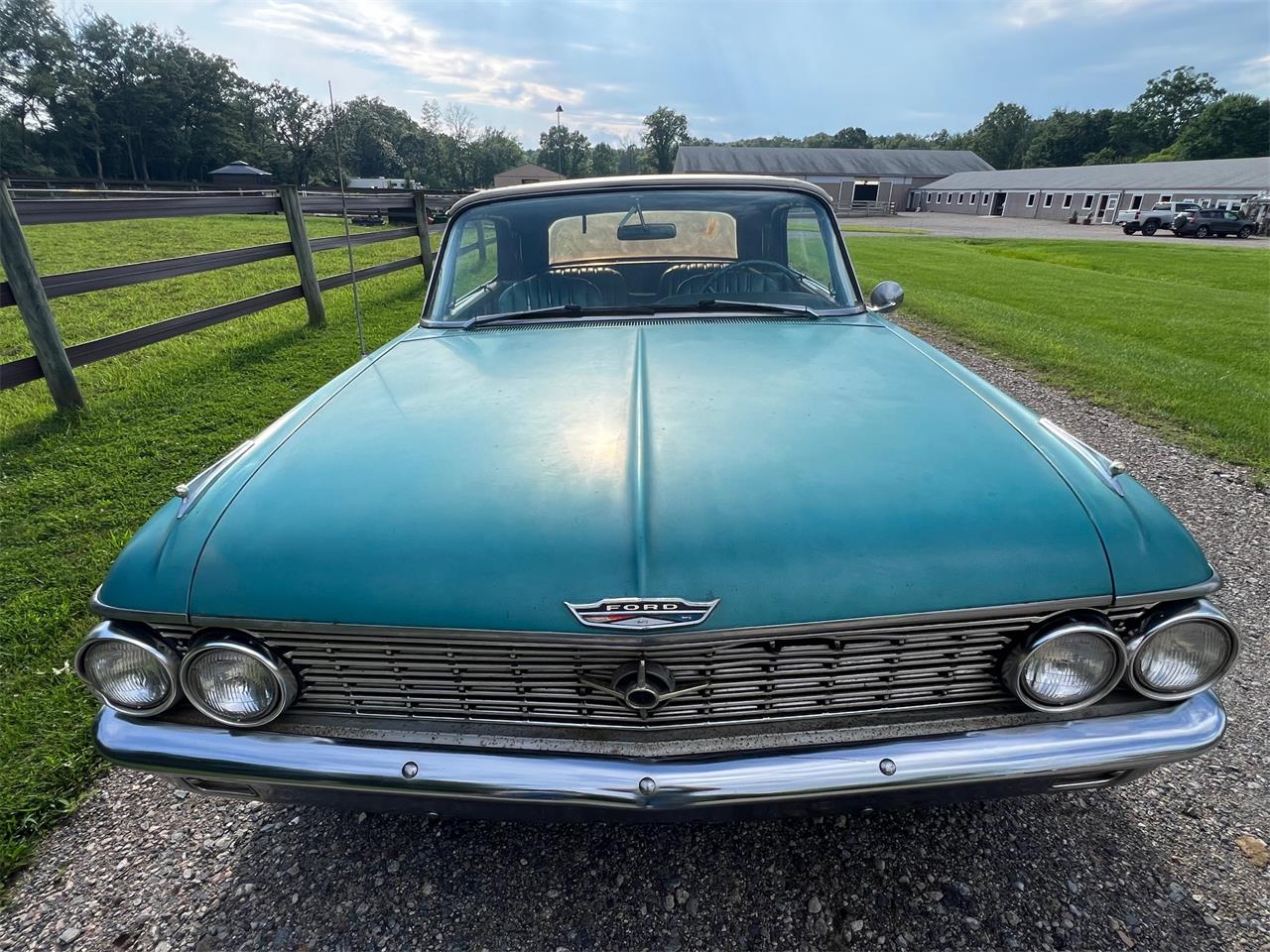 Ford-Galaxie-500-xl-1962-Turquoise-Turquoise-3